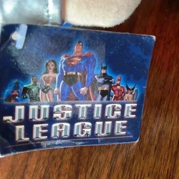 Wonder woman plastic figure plush doll. - Picture 3 of 9